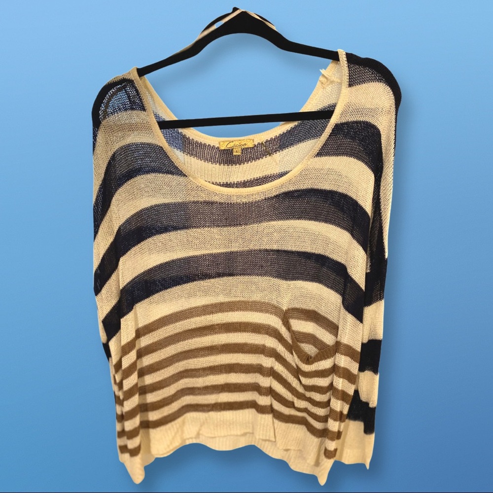 Lightweight Sweater Duo